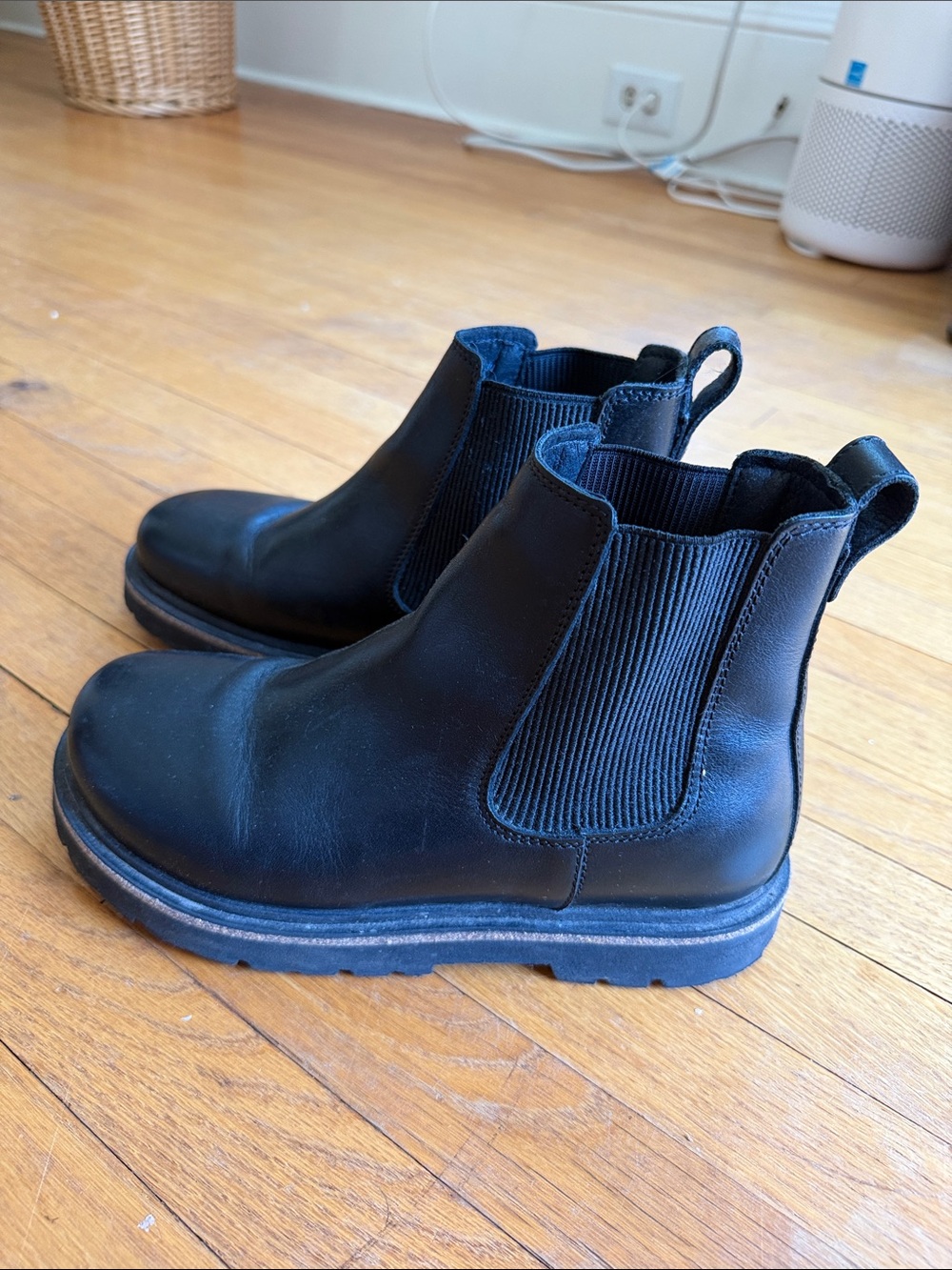 Birkenstock Highwood Chelsea Leather Slip On Boots Size 38 Womens